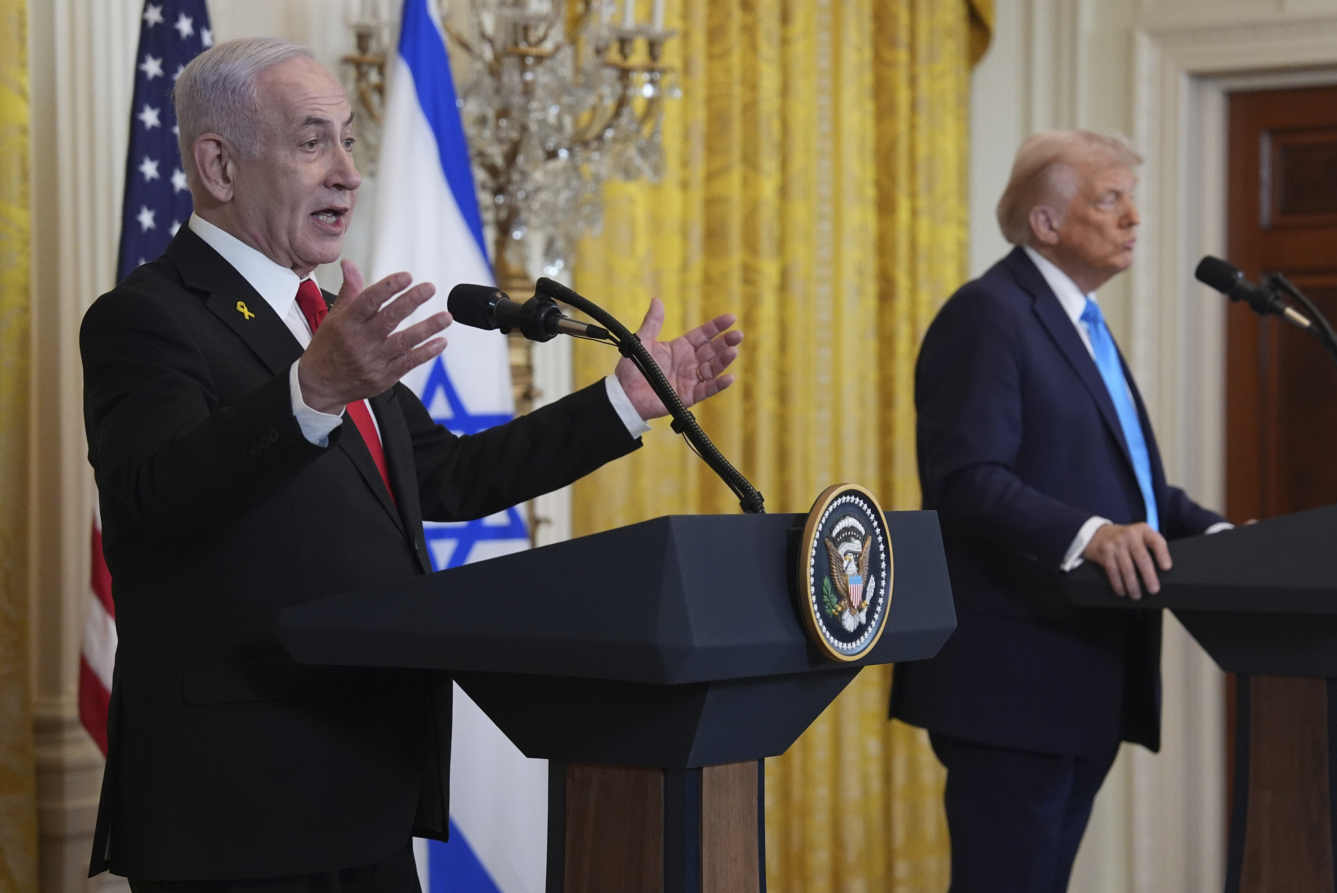 El presidente estadounidense Donald Trump y el primer ministro israelí Benjamin Netanyahu en conferencia de prensa en la Casa Blanca en Washington el 4 de febrero del 2025. (AP foto/Evan Vucci)